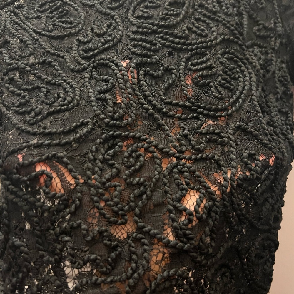 Zara lace top . Worn once size small - Picture 2 of 8